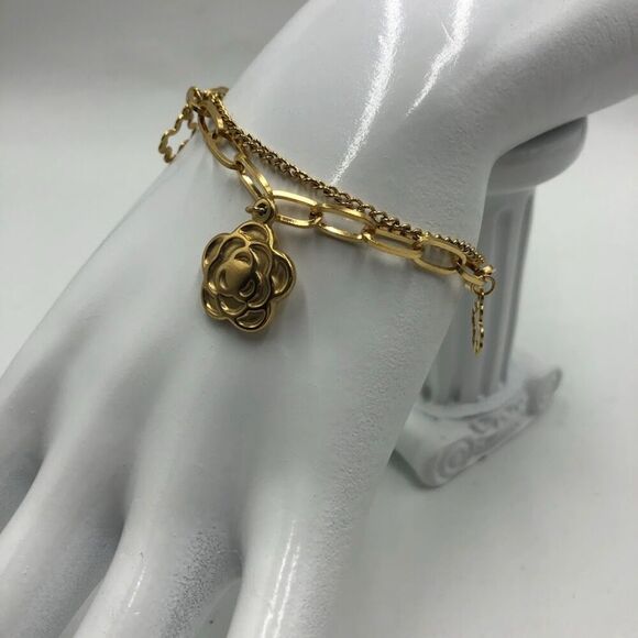 18K Gold Plated Women's Flower Charm Layered Bracelet Waterproof Hypoallergenic - Picture 5 of 10